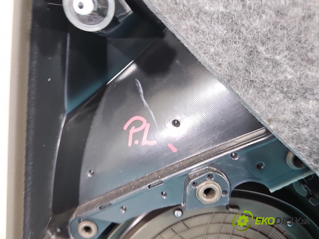 Audi Q5 2008-2016 2.0 tfsi: 220KM automatic 162 kW 1984 cm3 5- Čalounictví: dvere predné ľavé