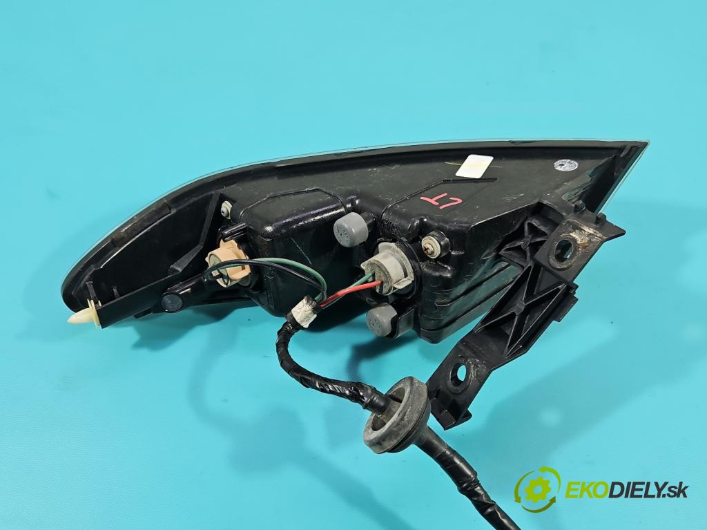 Honda Civic VIII 2006-2011 1.8 16V 140 HP manual 103 kW 1799 cm3 5- svetlo / reflektor zadné ľavé  (Kľučka dverí ostatné)