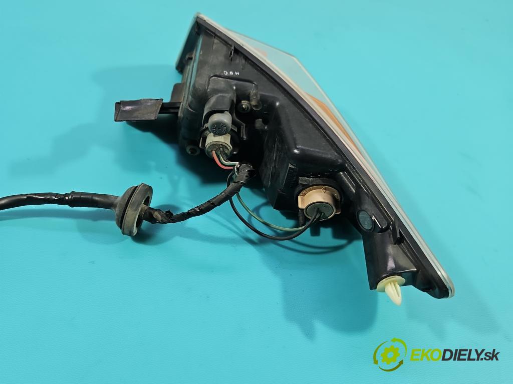 Honda Civic VIII 2006-2011 1.8 16V 140 HP manual 103 kW 1799 cm3 5- svetlo / reflektor zadné ľavé  (Kľučka dverí ostatné)