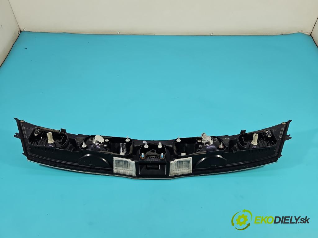 Honda Civic VIII 2006-2011 1.8 16V 140 hp manual 103 kW 1799 cm3 5- zaslepka: zadní 132-16721