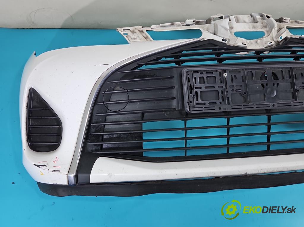 Toyota Yaris III 2011-2020 1.3 vvt-i 99 hp manual 73 kW 1329 cm3 5- nárazník přední  (Klika dveří ostatní)