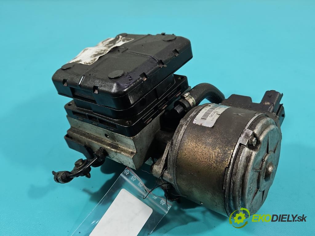 Citroen C5 I 2001-2008 1.8 16V 116 HP manual 85 kW 1749 cm3 5- čerpadlo pozastavení: 963671388000