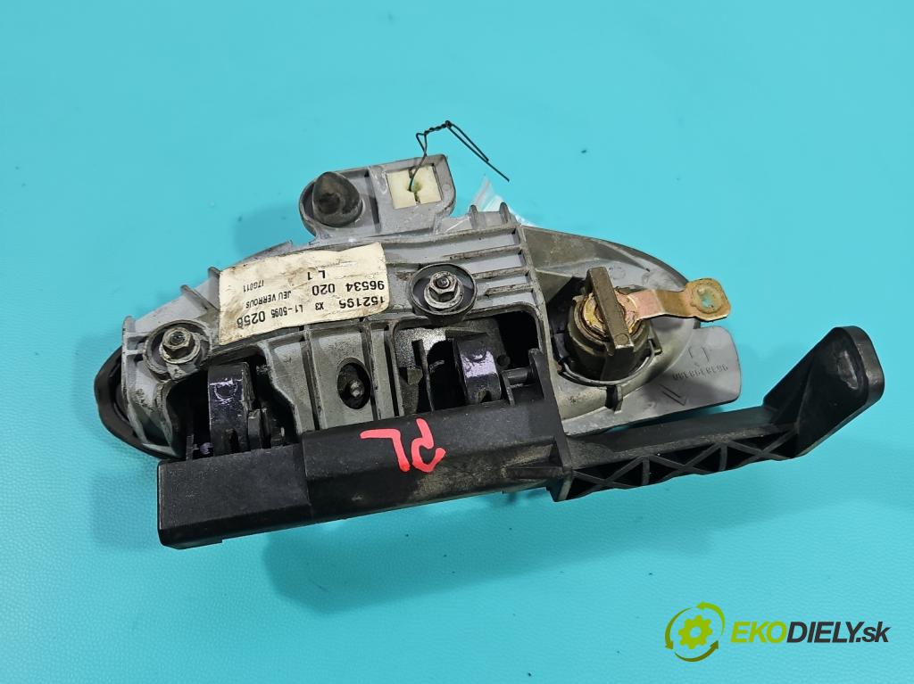 Citroen C5 I 2001-2008 1,8.0 16V 116 HP manual 85 kW 1749 cm3 5- rukoväť predné ľavé mimo:  (Kľučka dverí vonkajšia predná ľavá)