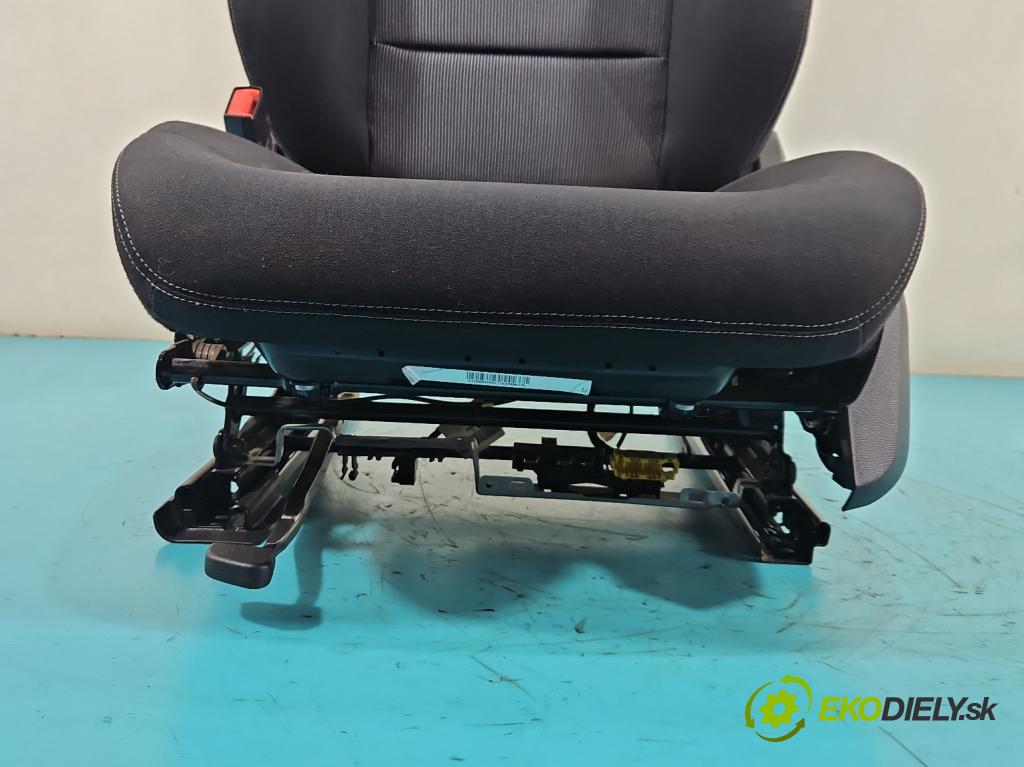 Mercedes E W212 2009-2016 2,2.0 cdi 136 HP automatic 100 kW 2143 cm3 5- Sedačka ľavý  (Sedadlo)