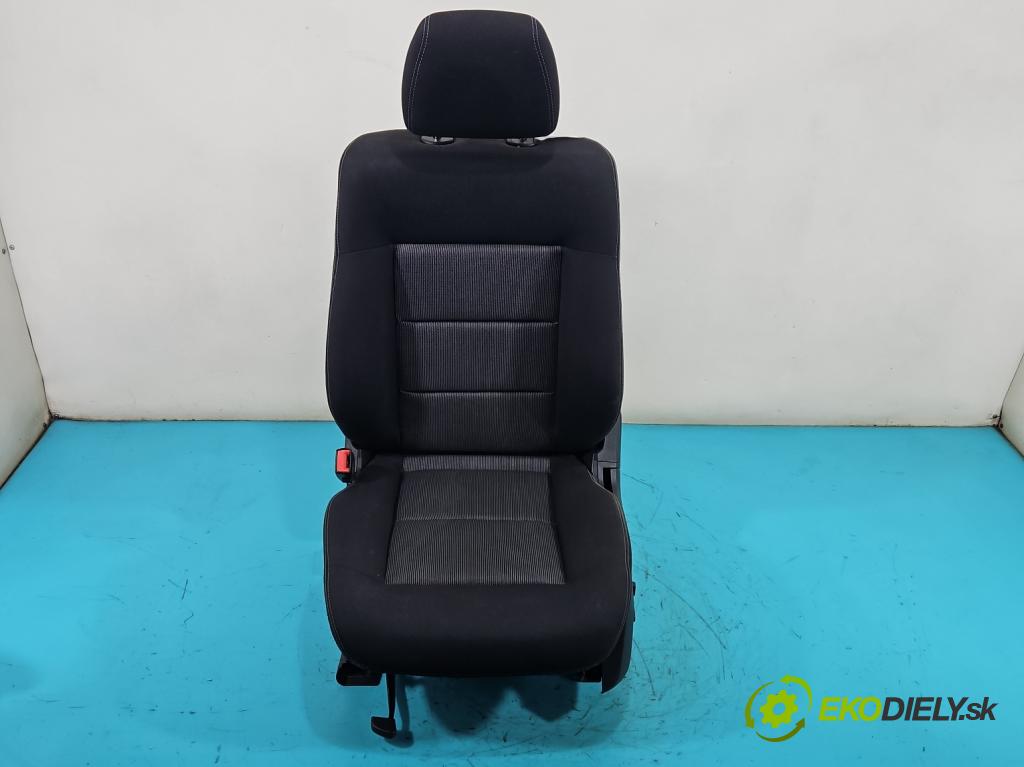 Mercedes E W212 2009-2016 2,2.0 cdi 136 HP automatic 100 kW 2143 cm3 5- Sedačka ľavý  (Sedadlo)