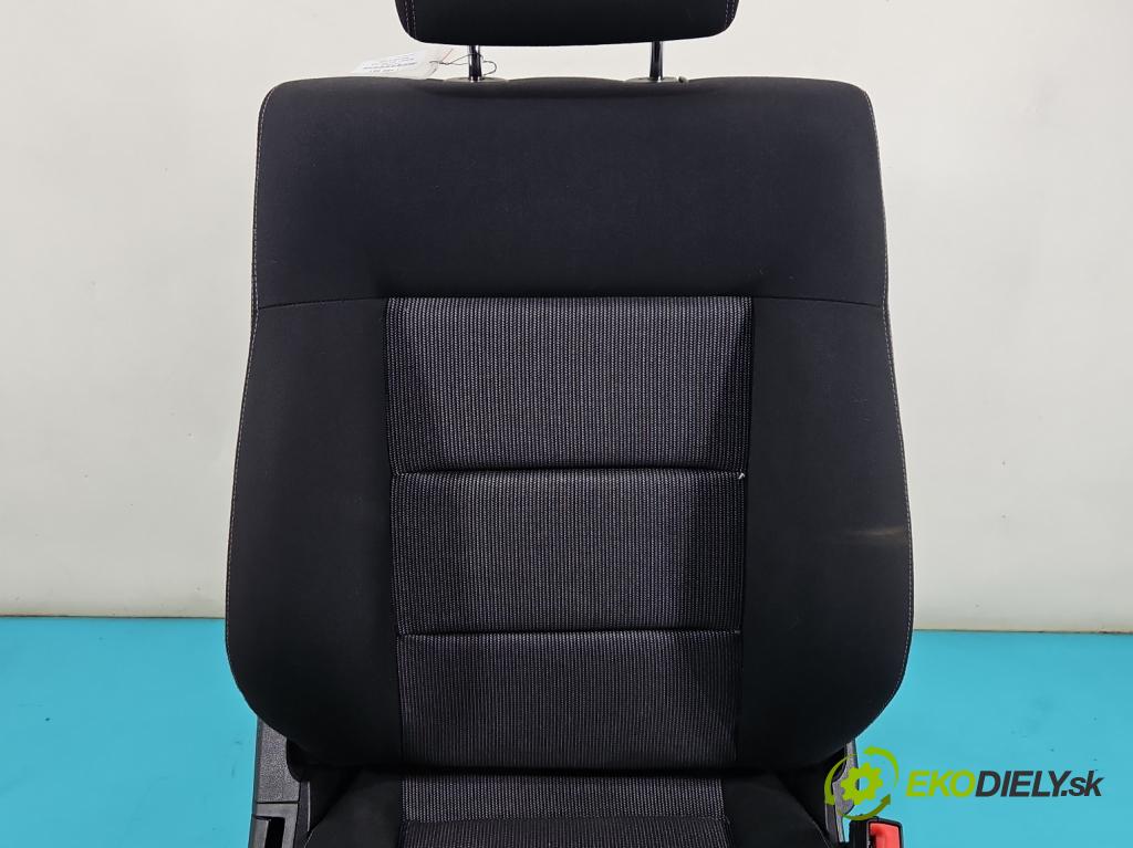 Mercedes E W212 2009-2016 2,2.0 cdi 136 HP automatic 100 kW 2143 cm3 5- Sedačka pravý  (Sedadlo)