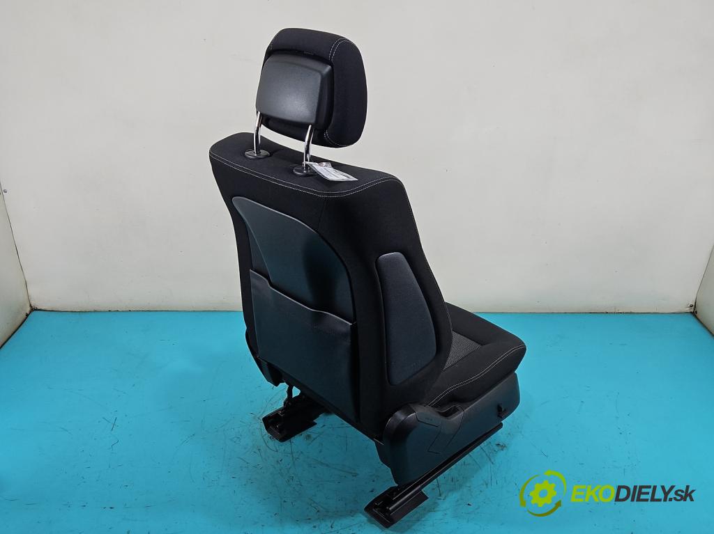 Mercedes E W212 2009-2016 2,2.0 cdi 136 HP automatic 100 kW 2143 cm3 5- Sedačka pravý  (Sedadlo)