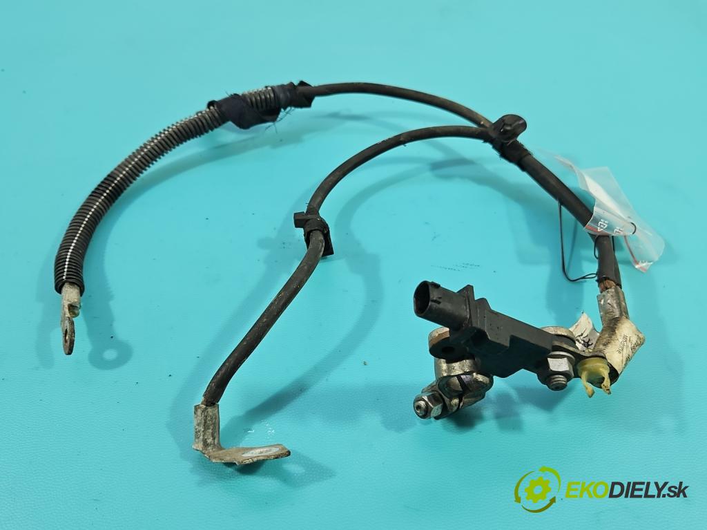 Citroen C4 II 2010-2017 2.0 hdi 150 hp manual 110 kW 1997 cm3 5- kontakt mínus: 9667109480