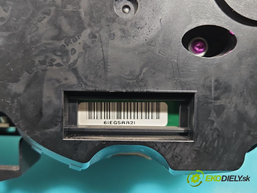 Audi A5 8T 2007-2016 3.0 tdi V6 239KM manual 176 kW 2967 cm3 2- prístrojovka/ budíky 8T0920931A (Prístrojová doska)