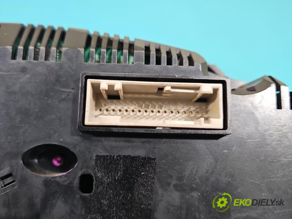 Audi A5 8T 2007-2016 3.0 tdi V6 239KM manual 176 kW 2967 cm3 2- prístrojovka/ budíky 8T0920931A (Prístrojová doska)