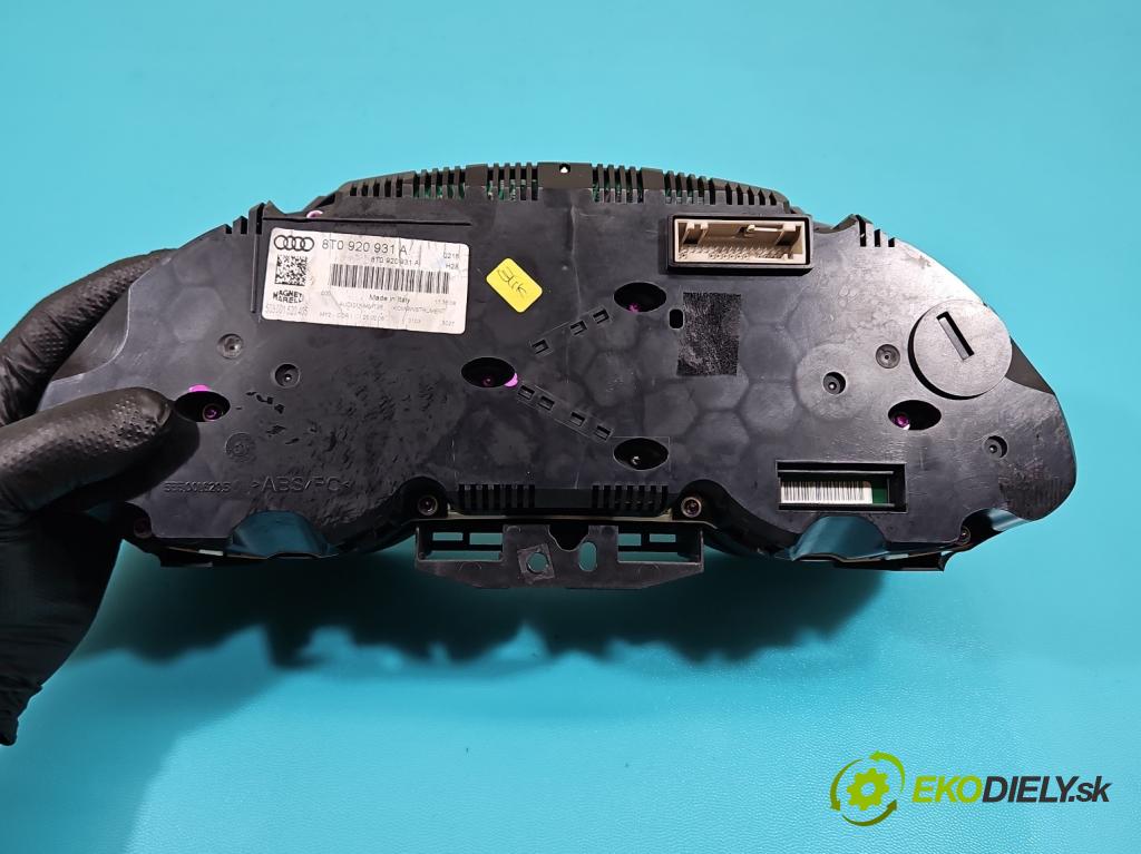 Audi A5 8T 2007-2016 3.0 tdi V6 239KM manual 176 kW 2967 cm3 2- prístrojovka/ budíky 8T0920931A (Prístrojová doska)