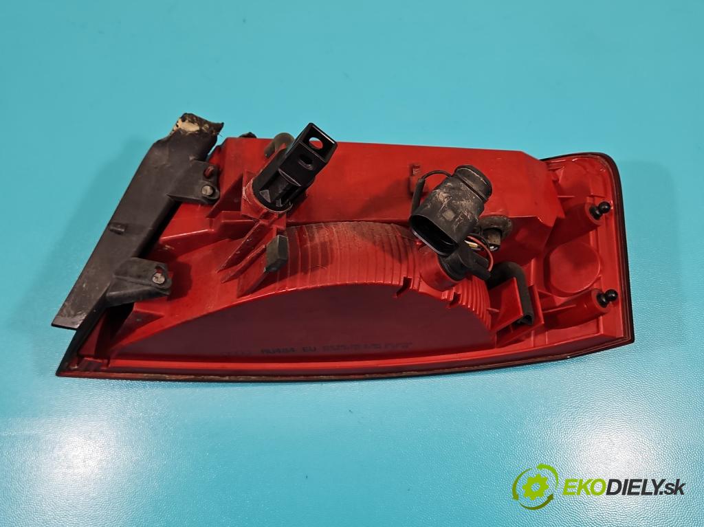 Audi A5 8T 2007-2016 3.0 tdi V6 239KM manual 176 kW 2967 cm3 2- světlo zadní levé 8T0945095D (Klika dveří ostatní)