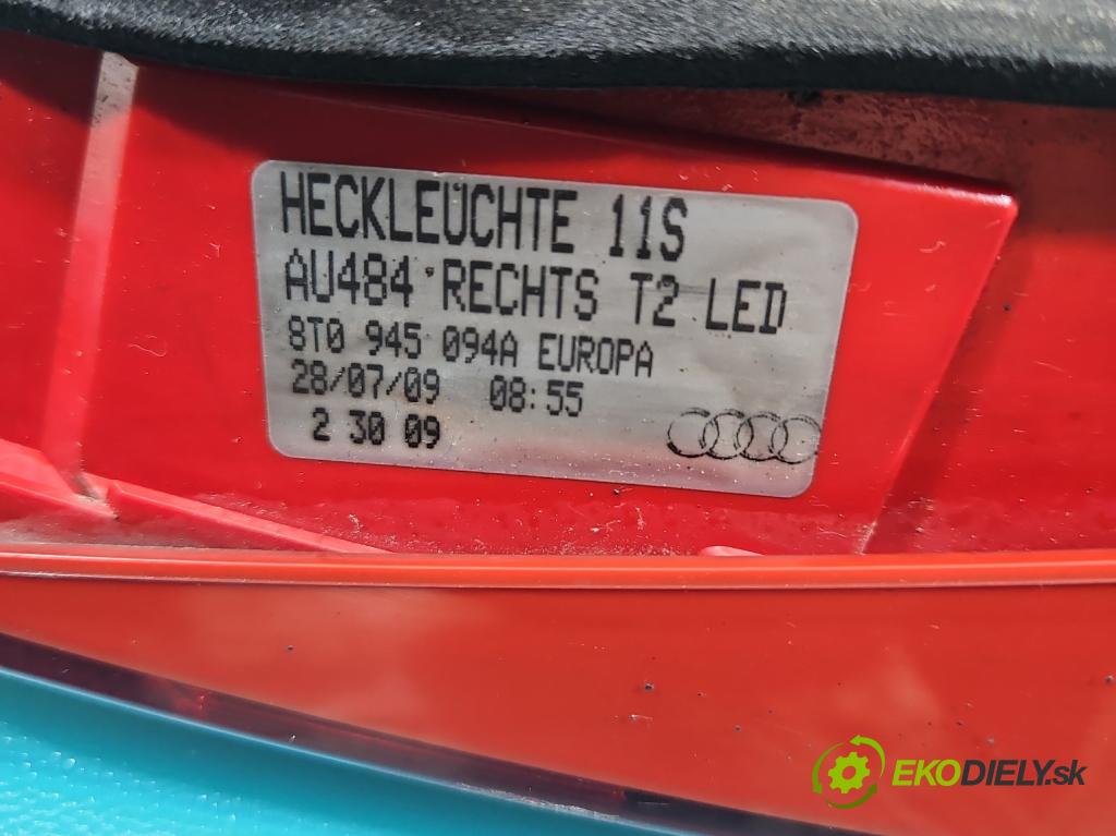 Audi A5 8T 2007-2016 3.0 tdi V6 239KM manual 176 kW 2967 cm3 2- svetlo / reflektor zadné pravé 8T0945094A (Kľučka dverí ostatné)