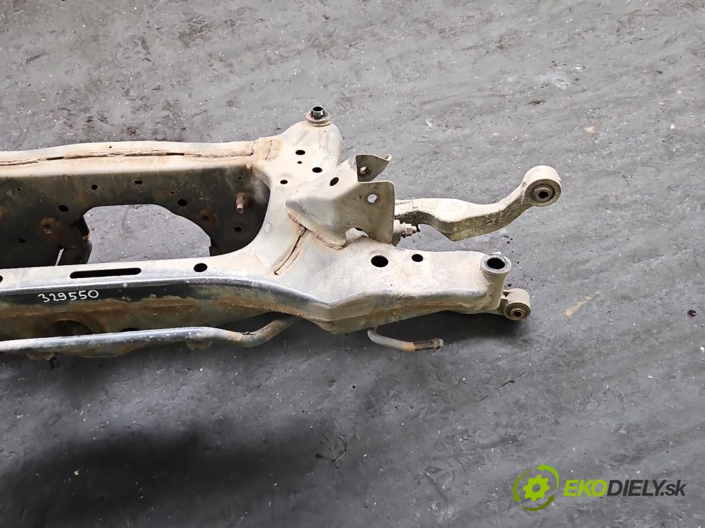 Renault Koleos I 2008-2016 2.5 16V 167 hp manual 123 kW 2488 cm3 5- zadní výztuha  (Zadní výztuha)