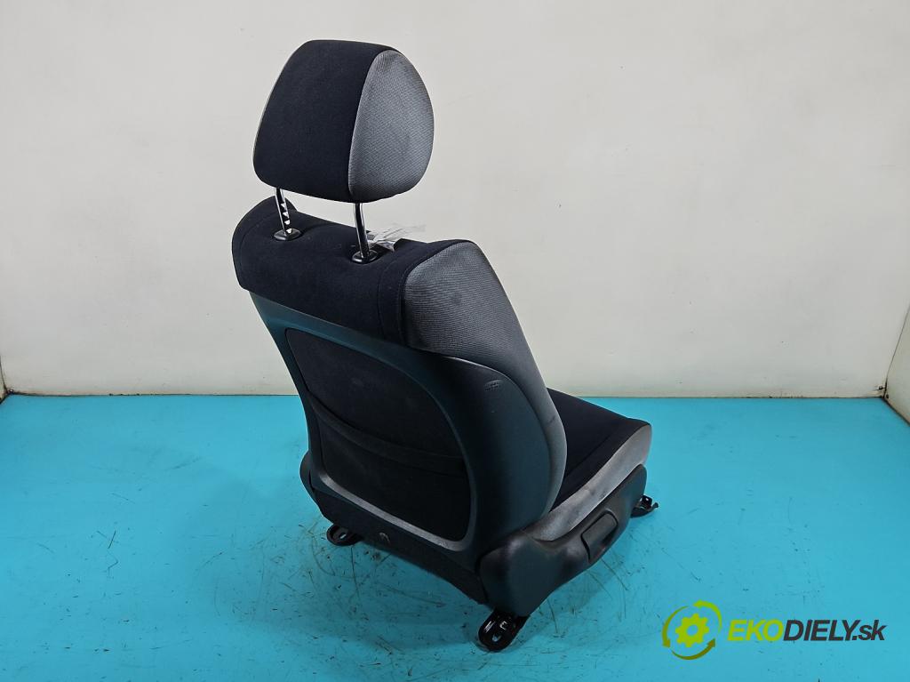 Honda Civic VIII 2006-2011 1.8 16V 140 HP manual 103 kW 1799 cm3 5- Sedačka pravý  (Sedadlo)