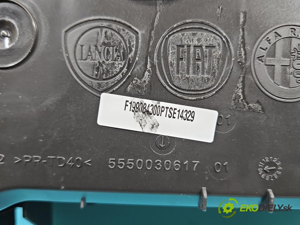 Fiat Punto Grande 1.4 8v 77 HP manual 57 kW 1368 cm3 5- prístrojovka/ budíky 51852796 (Prístrojová doska)