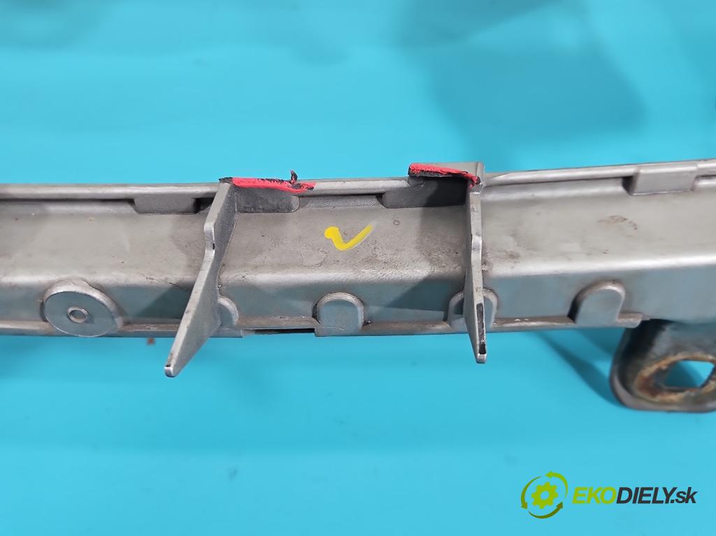 Ford Focus Mk2 2004-2011 1.6 16v 101 hp manual 74 kW 1596 cm3 3- stěna přední 8M51-8B041-A (Přední výztuha)