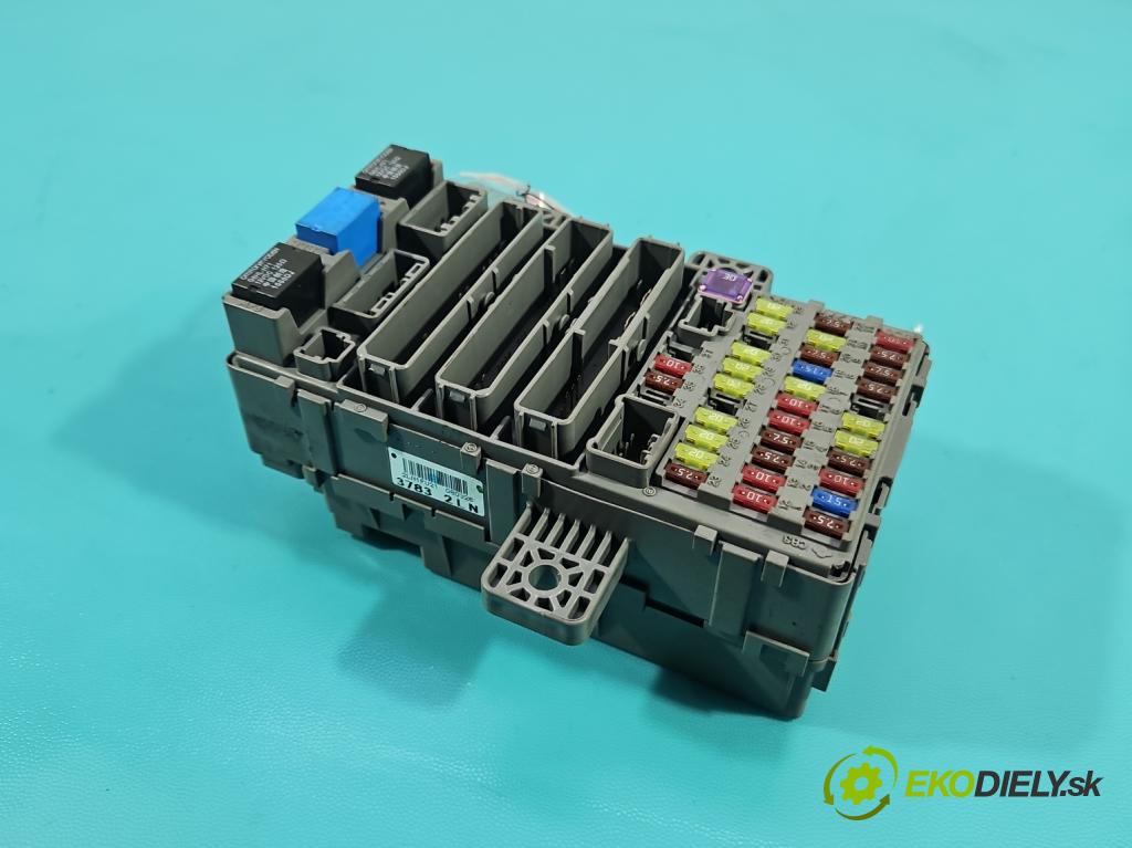 Honda Civic VIII 2006-2011 1.8 16V 140 hp manual 103 kW 1799 cm3 5- skříňka pojistková SMG-G241 (Pojistková skříňka)