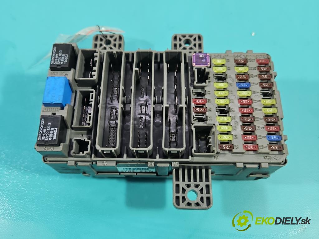 Honda Civic VIII 2006-2011 1.8 16V 140 hp manual 103 kW 1799 cm3 5- skříňka pojistková SMG-G241 (Pojistková skříňka)