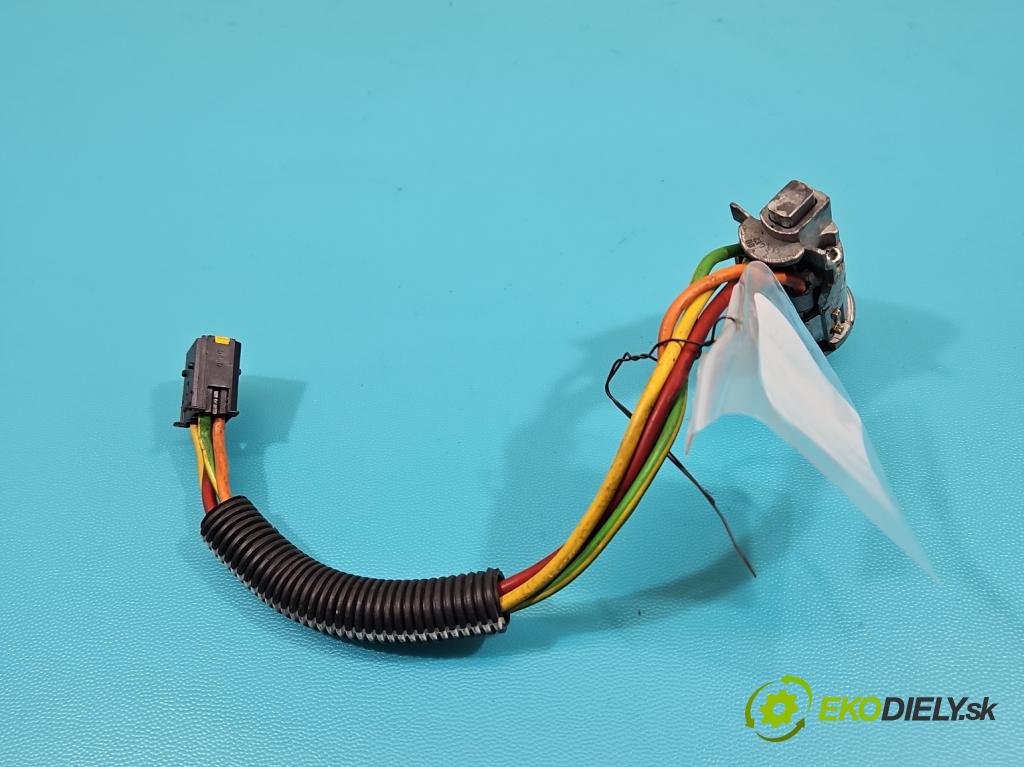 Renault Scenic I 1996-2003 1.6 16V 107 HP manual 79 kW 1598 cm3 5- Spínačka  (Spínacia skrinka)