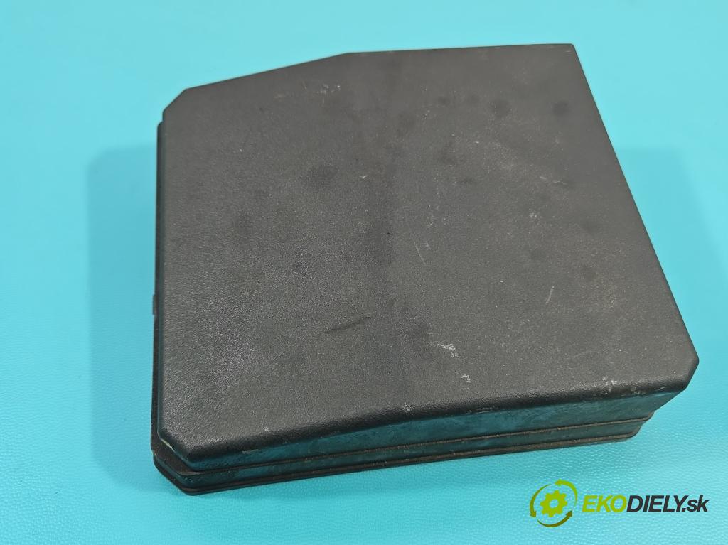 Mitsubishi ASX 2010-2021 1.6 16v 117 hp manual 86 kW 1590 cm3 5- skříňka pojistková 8565A268 (Pojistková skříňka)