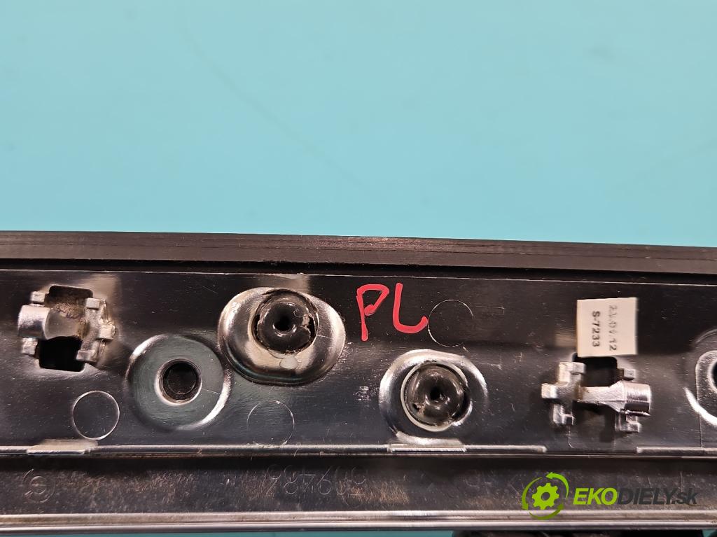 Bmw 5 F10 2010-2017 2.0 T 245KM automatic 180 kW 1997 cm3 4- lišta ozdobná interiéry: 9202948