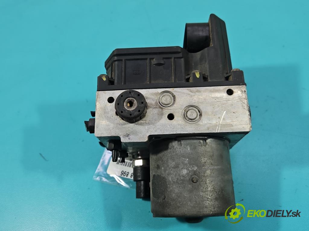 Audi A4 B6 2000-2004 2.0 20v 131 hp manual 96 kW 1984 cm3 4- čerpadlo abs 8E0614517 (Pumpa ABS)