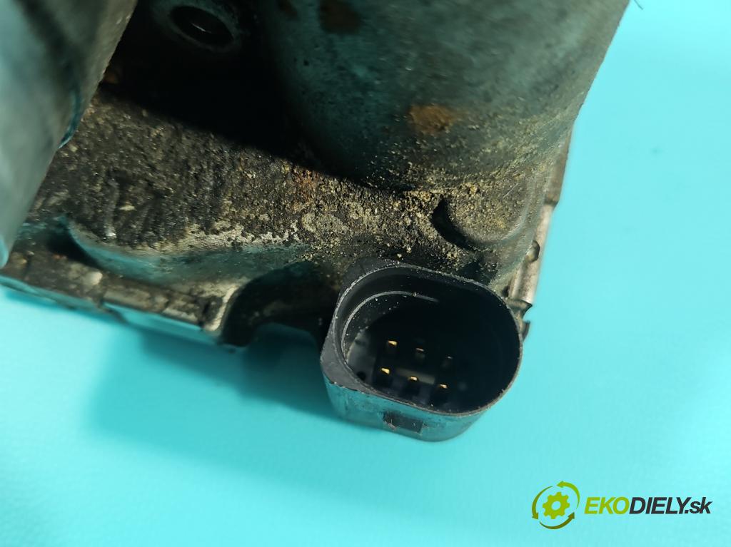 Audi A4 B6 2000-2004 2.0 20v 131 HP manual 96 kW 1984 cm3 4- klapka 0280750088 (Škrtiaca klapka)