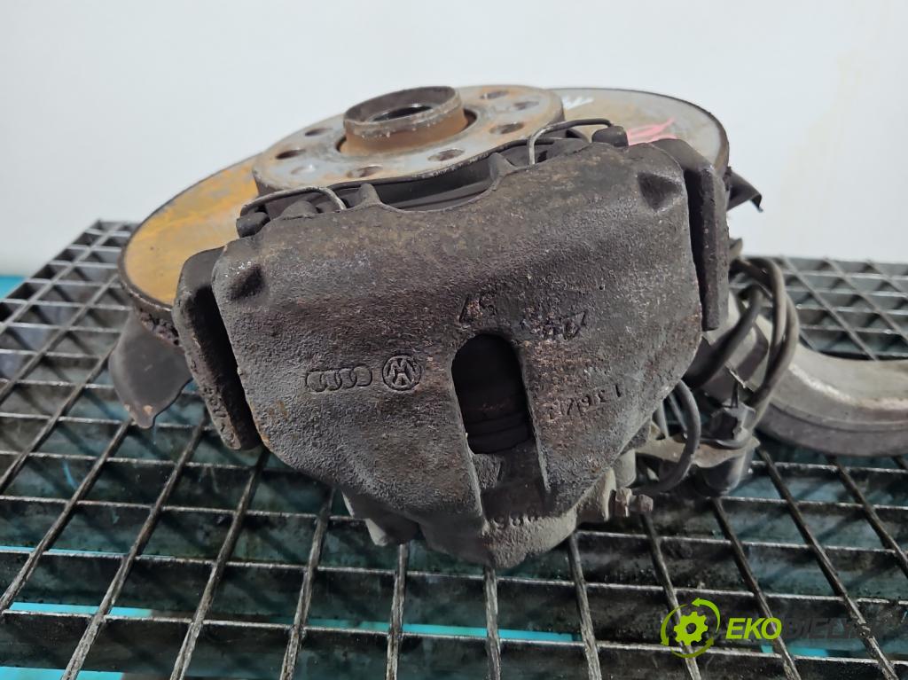 Audi A4 B6 2000-2004 2.0 20v 131 HP manual 96 kW 1984 cm3 4- brzdič predné ľavý  (Kľučka dverí ostatné)
