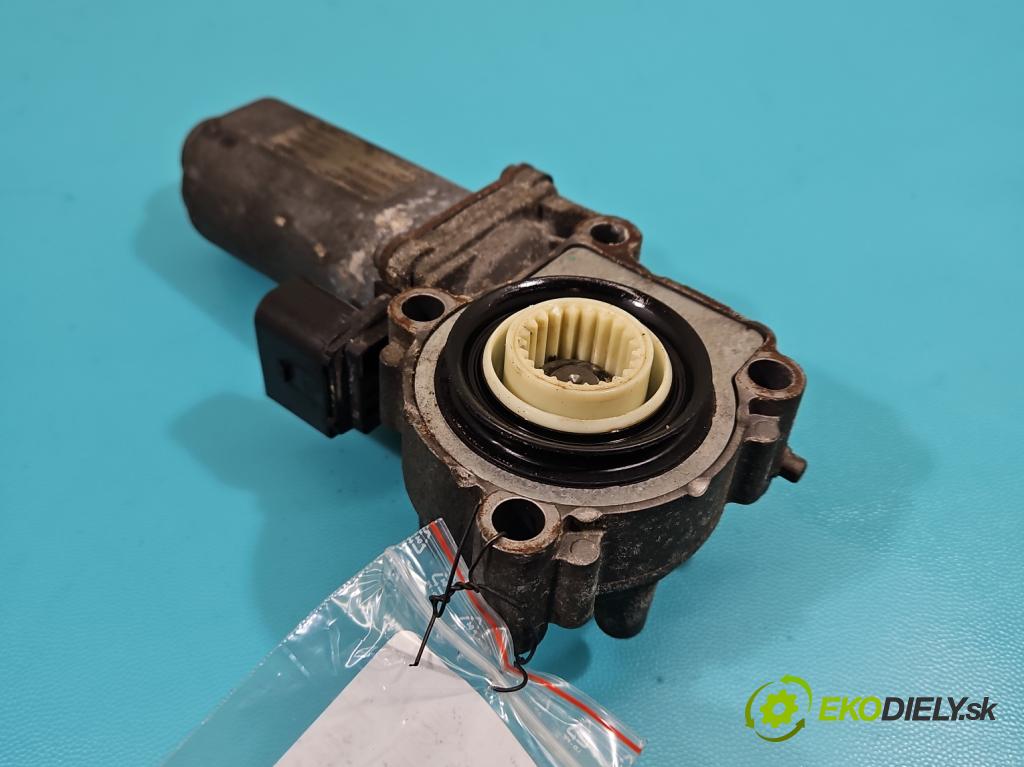 Bmw X3 E83 2003-2010 3.0d 218 HP automatic 160 kW 2993 cm3 5- Ovladač: reduktora 0130008507