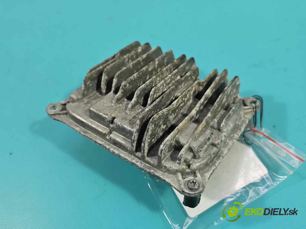 Mercedes E W212 2009-2016 2,2.0 cdi 136 HP automatic 100 kW 2143 cm3 5- střídač: xenon A2129005324 (Riadiaca jednotka xenónu)