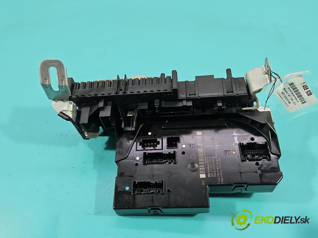 Mercedes E W212 2009-2016 2,2.0 cdi 136hp automatic 100 kW 2143 cm3 5- skříňka pojistková 5DK011023-36 (Pojistková skříňka)