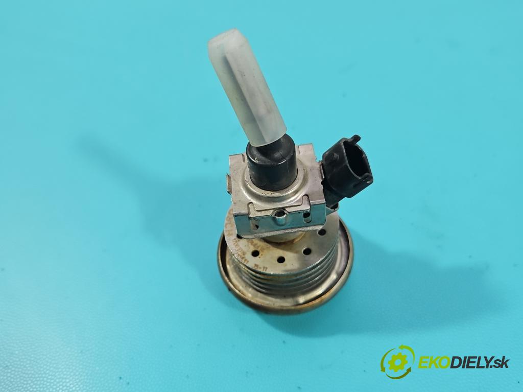 Mercedes E W212 2009-2016 2,2.0 cdi 136 HP automatic 100 kW 2143 cm3 5- vstrek A000490713 (Vstrekovač paliva)