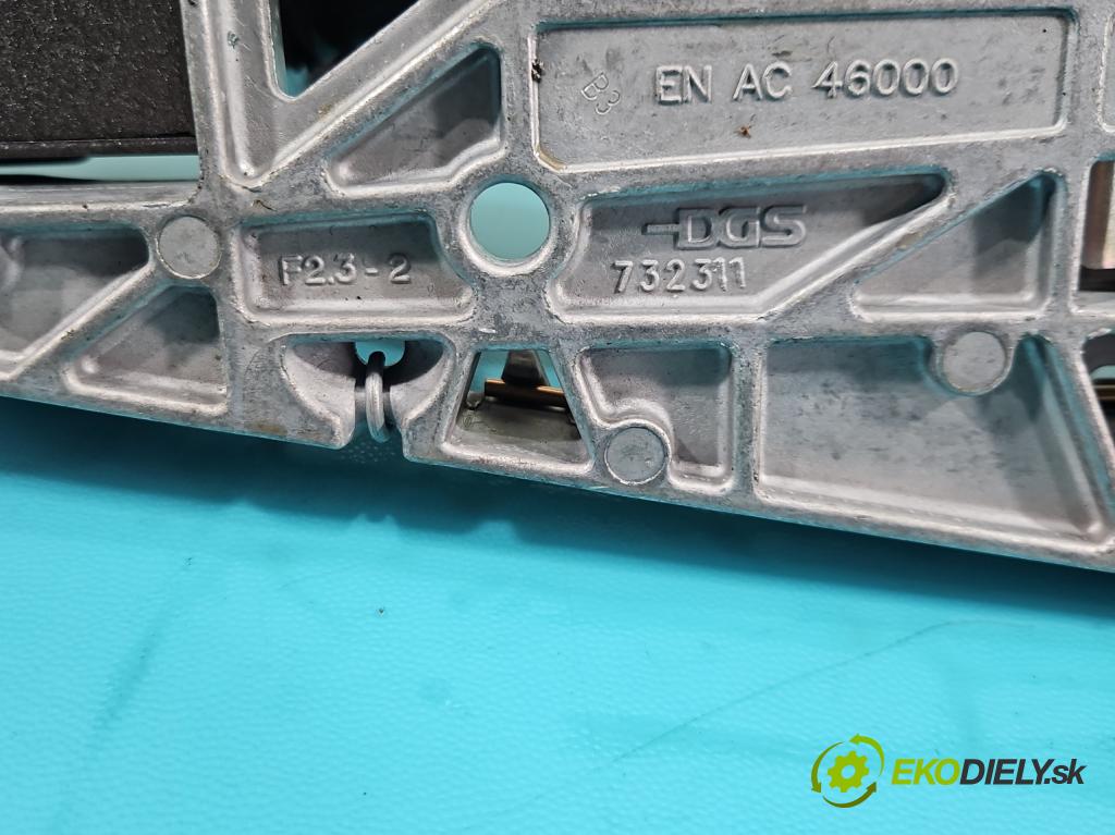 Mercedes E W212 2009-2016 2,2.0 cdi 136 HP automatic 100 kW 2143 cm3 5- Stĺpik volant A2184600016 (Tyč riadenia (volantu))