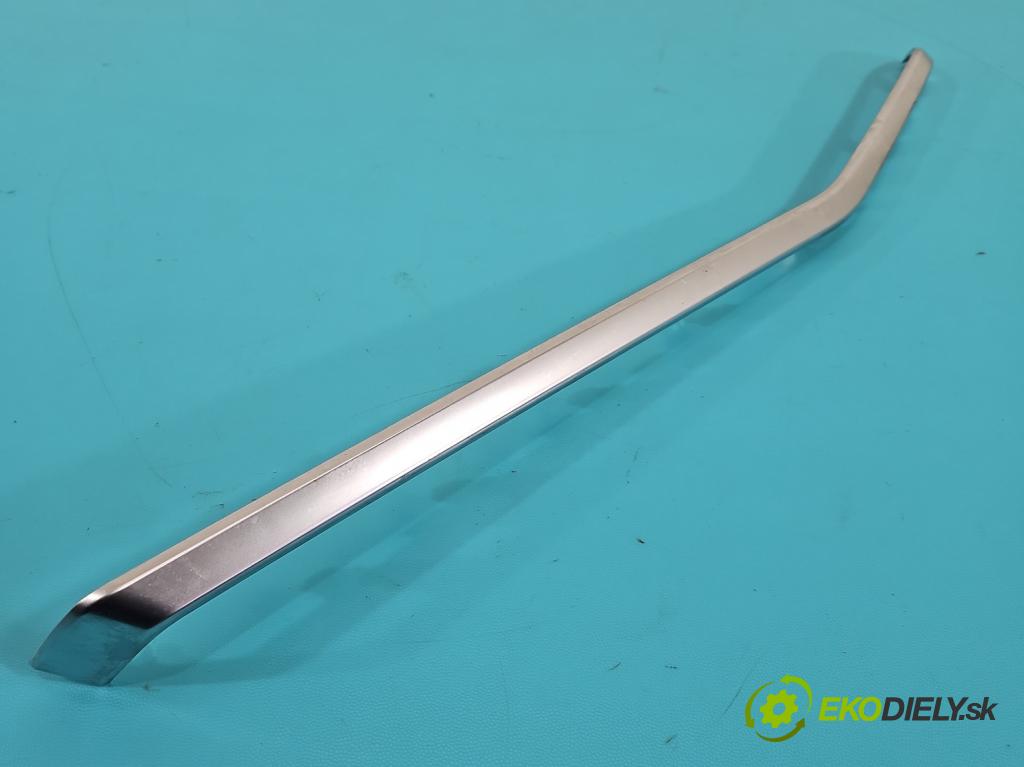 Mercedes E W212 2009-2016 2.2 cdi (651925) 136hp automatic 100 kW 2143 cm3 5- lišta ozdobná interiéry: