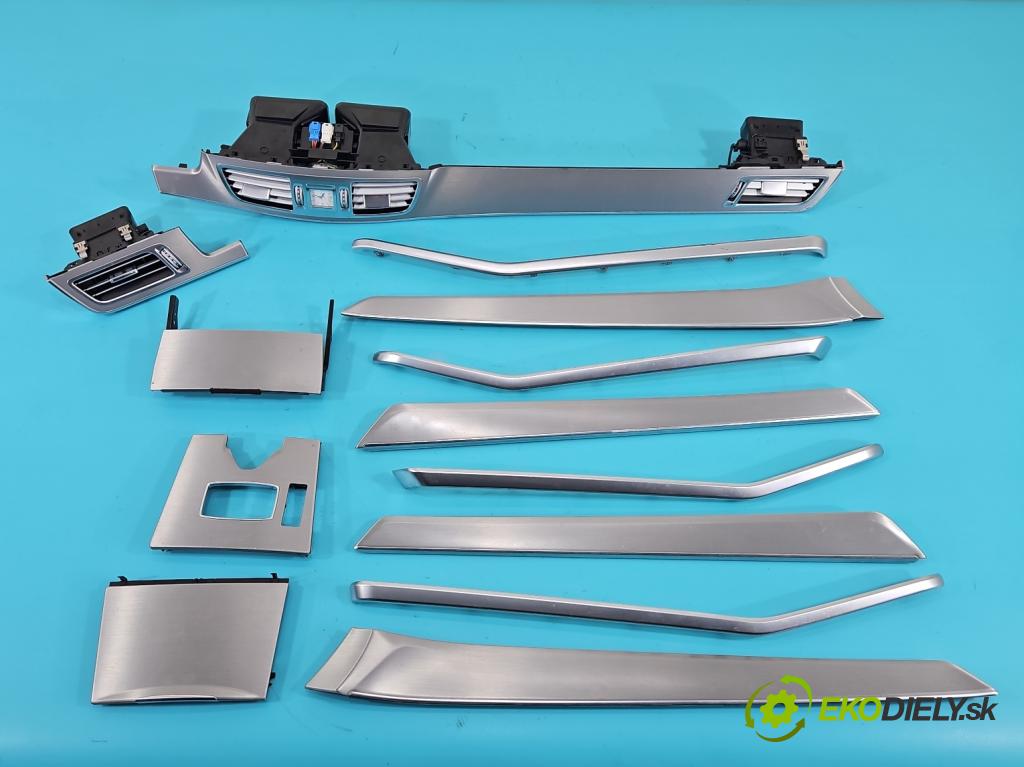 Mercedes E W212 2009-2016 2.2 cdi (651925) 136hp automatic 100 kW 2143 cm3 5- lišta ozdobná interiéry: 