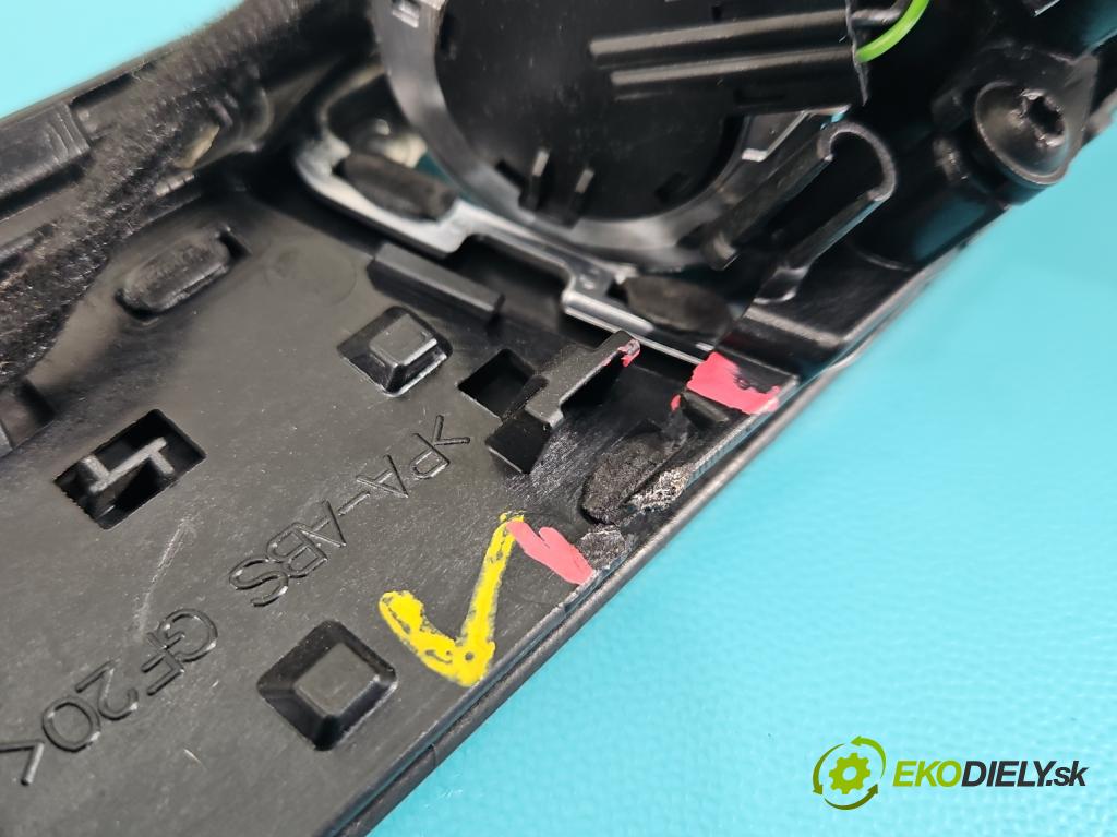 Mercedes E W212 2009-2016 2.2 cdi (651925) 136hp automatic 100 kW 2143 cm3 5- lišta ozdobná interiéry: