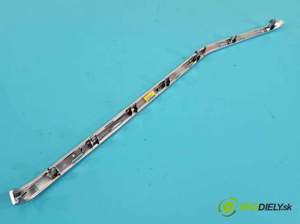 Mercedes E W212 2009-2016 2.2 cdi (651925) 136hp automatic 100 kW 2143 cm3 5- lišta ozdobná interiéry: