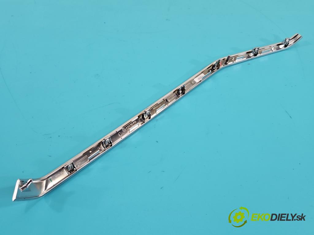 Mercedes E W212 2009-2016 2.2 cdi (651925) 136hp automatic 100 kW 2143 cm3 5- lišta ozdobná interiéry: