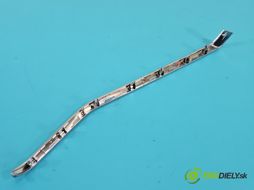 Mercedes E W212 2009-2016 2.2 cdi (651925) 136hp automatic 100 kW 2143 cm3 5- lišta ozdobná interiéry: