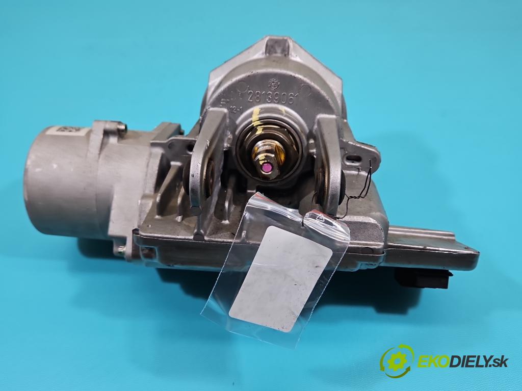 Fiat Punto Grande 1.4 8v 77 HP manual 57 kW 1368 cm3 5- čerpadlo posilovač 26117861 (Servočerpadlo)