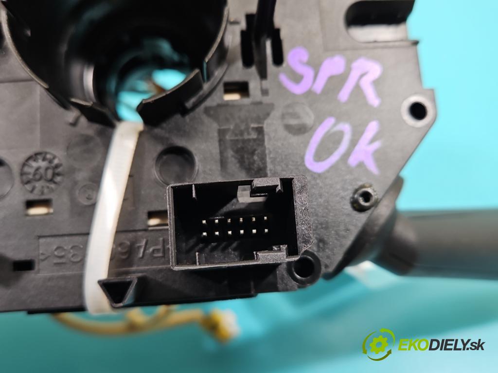 Fiat Punto Grande 1.4 8v 77 HP manual 57 kW 1368 cm3 5- prepínač komplex: 7354719360 (Prepínacie páčky pod volantom)