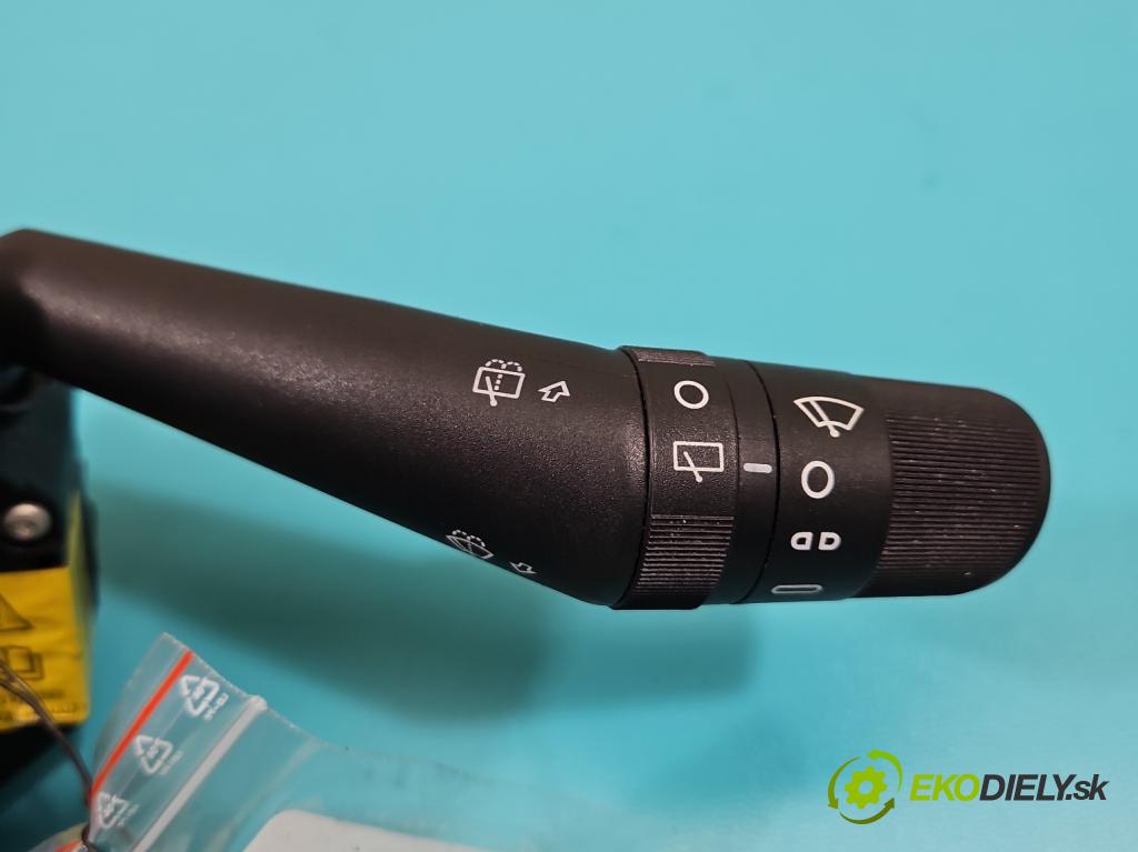 Fiat Punto Grande 1.4 8v 77 HP manual 57 kW 1368 cm3 5- prepínač komplex: 7354719360 (Prepínacie páčky pod volantom)