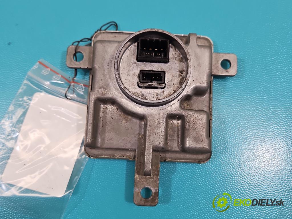 Audi A5 8T 2007-2016 3.0 tdi V6 239KM manual 176 kW 2967 cm3 2- střídač: xenon 8K0941597E (Riadiaca jednotka xenónu)