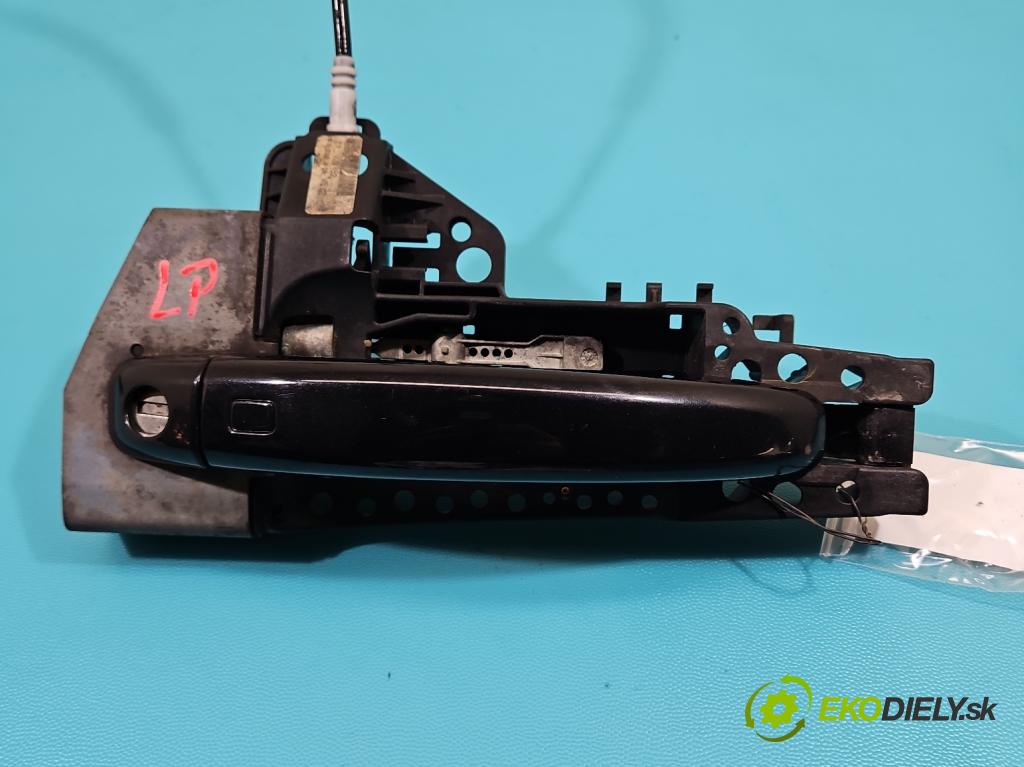 Audi A5 8T 2007-2016 3.0 tdi V6 239KM manual 176 kW 2967 cm3 2- rukoväť predné ľavé mimo:  (Kľučka dverí vonkajšia predná ľavá)