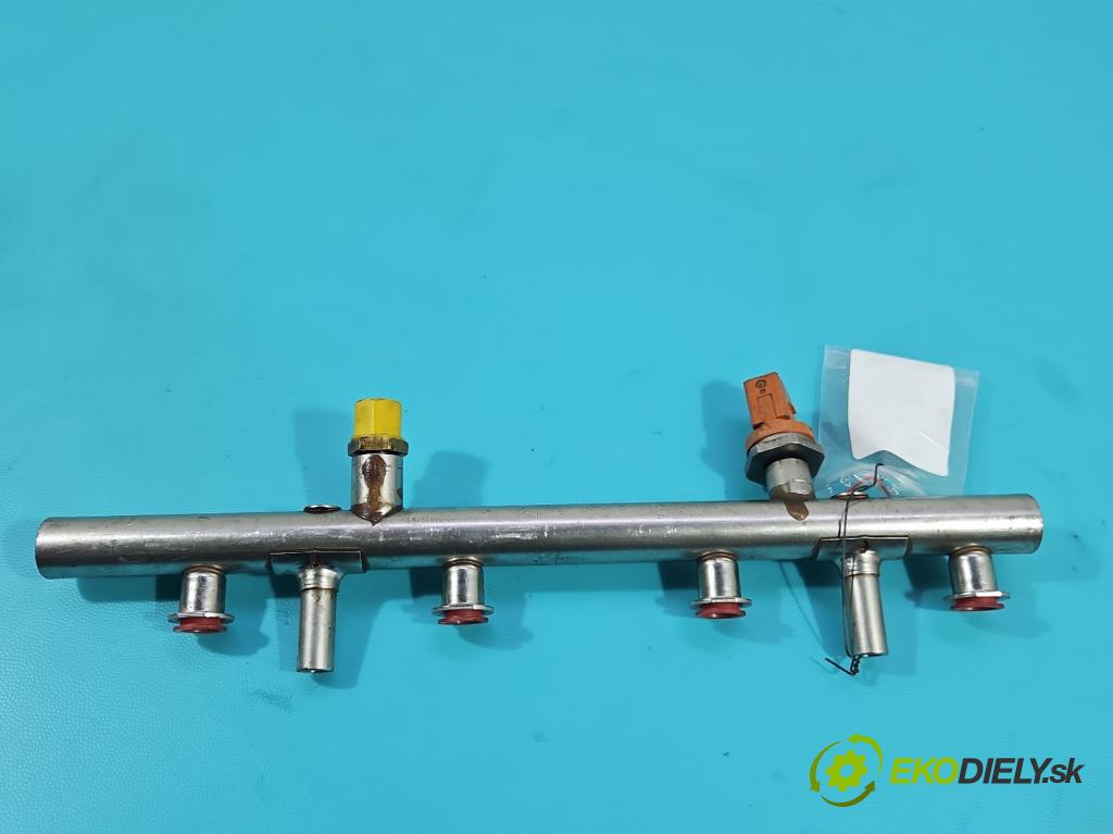 Audi Q5 2008-2016 2.0 tfsi: 220KM automatic 162 kW 1984 cm3 5- lišta vstrekovacia 06H133317D (Vstrekovacia lišta)