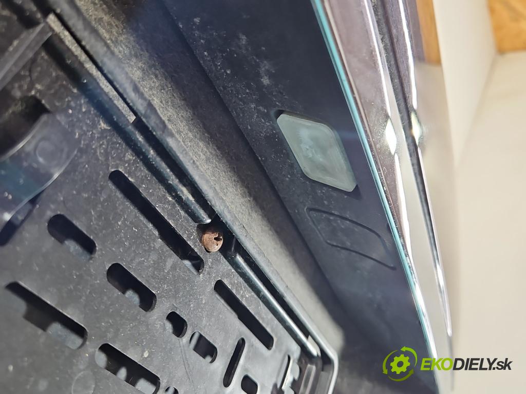 Mercedes E W212 2009-2016 2,2.0 cdi 136hp automatic 100 kW 2143 cm3 5- zadní kufrové dveře  (Zadní kapota (kufr))