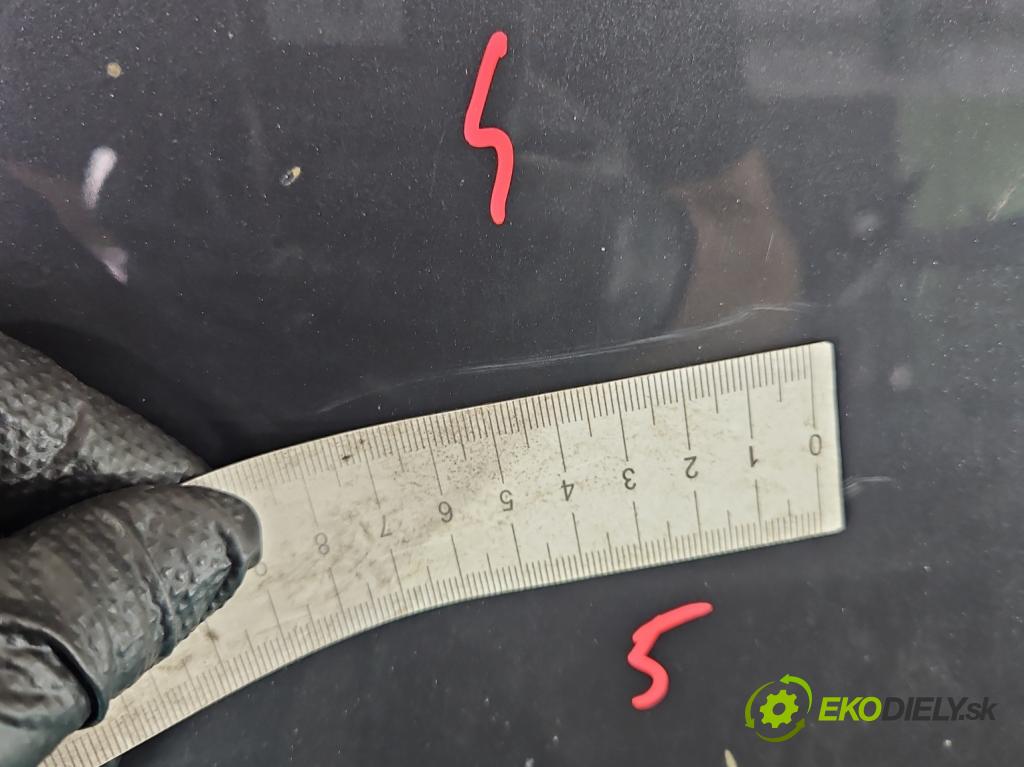 Fiat Punto Grande 1.4 8v 77 HP manual 57 kW 1368 cm3 5- kapota predná