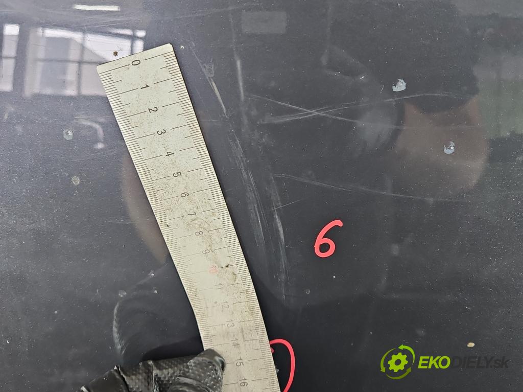 Fiat Punto Grande 1.4 8v 77 HP manual 57 kW 1368 cm3 5- kapota predná