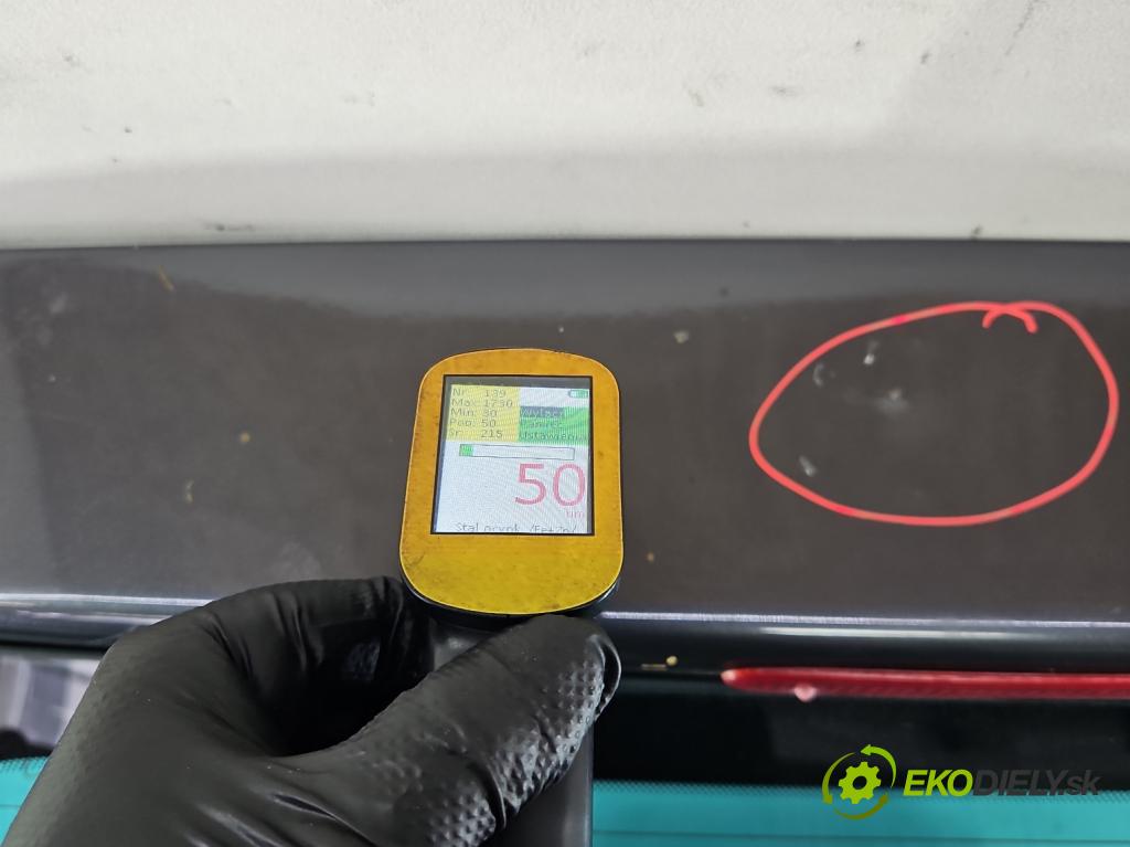 Fiat Punto Grande 1.4 8v 77 hp manual 57 kW 1368 cm3 5- zadní kufrové dveře  (Zadní kapota (kufr))